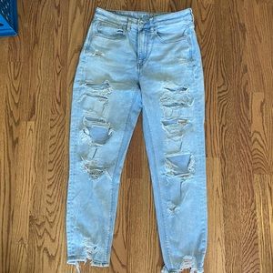 American Eagle distressed jeans